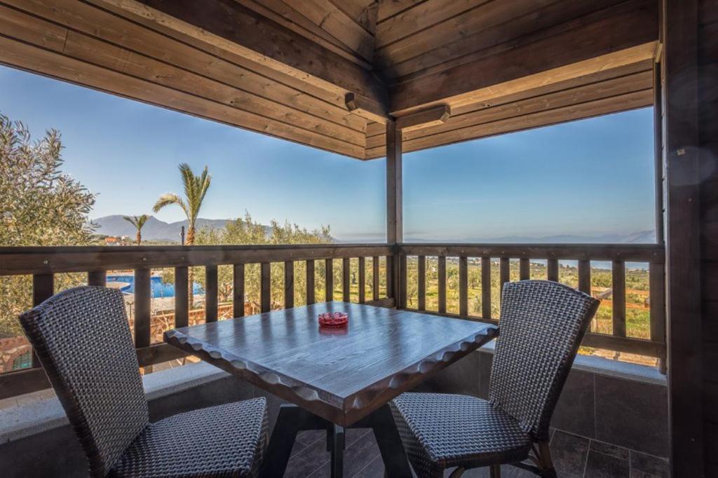 מלון Anthidon Nature Estate & Farm 3*