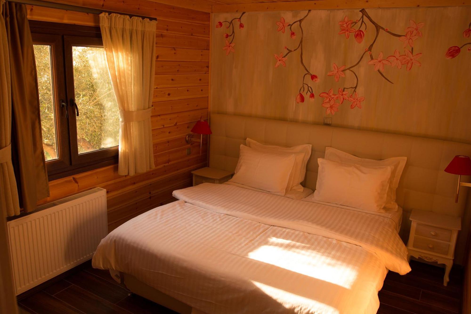 Anthidon Nature Estate & Farm 3*